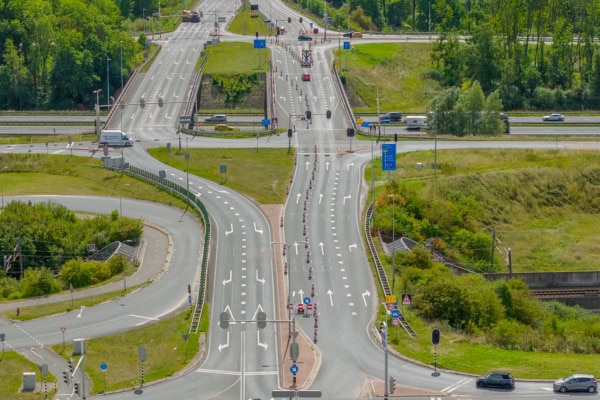 Prins Willem-Alexanderbrug PWA BUKO Infrasupport (4) Geen enkele foto en of video geproduceerd door Richard Vivo mag zonder schriftelijk toestemming worden gebruikt in welke vorm dan ook. Al het beeld materiaal van Richard Vivo van Vivo Fotografie & Drone Inspecties is auteursrechtelijk beschermd. Voor gebruik van beeldmateriaal zoals foto's, video's en thermische beelden kan u contact opnemen via info@vivofotografie.nl Dit is van toepassing voor beeldmateriaal dat op internet, websites, socialmedia kanalen, fora en/of beeldmateriaal van klanten van Vivo Fotogragfie & Drone Inspecties. Bij gebruik zonder toestemming zal er direct een factuur volgen voor het gebruik van het beeldmateriaal en directe verwijdering geeist.